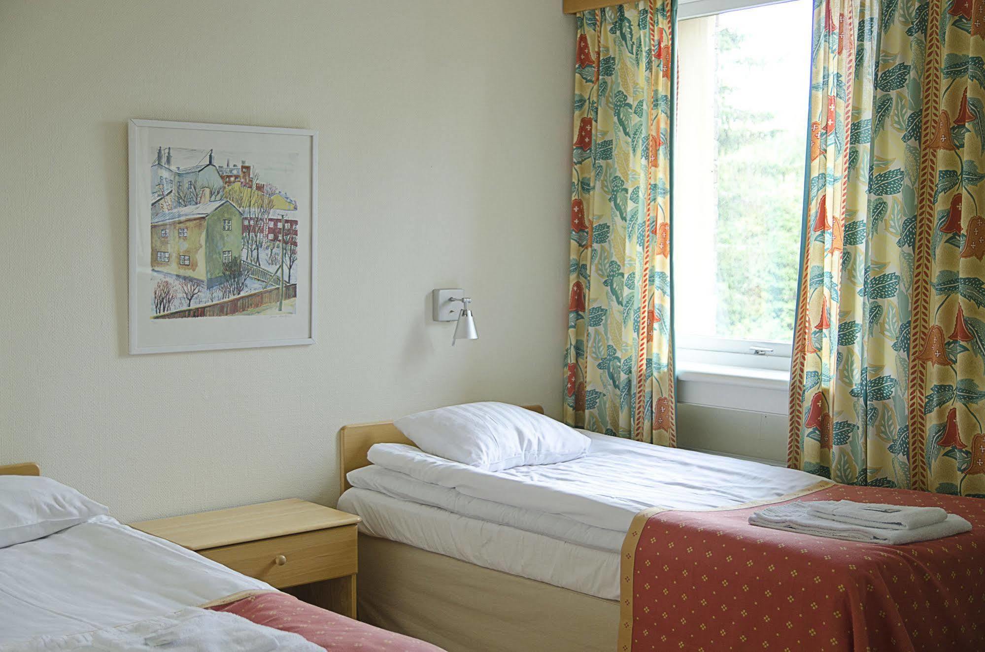 Sunderby Folkhoegskola Hotell & Konferens Luleå Buitenkant foto